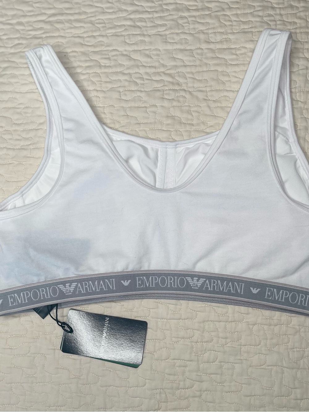 New with tags Emporio Armani Iconic Zero Gravity Bralette in White, size XL. - Picture 4 of 10